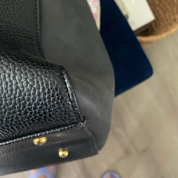 FINAL PRICE Adrienne Vittadini Bag - Picture 7 of 8